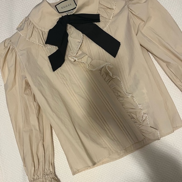 Gucci Ruffle Top - Picture 4 of 4